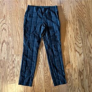 A new day | plaid black pants 🖤 size 2